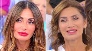 Ida Platano inizia a frequentare David: sul cubano mette gli occhi anche  Barbara