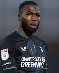 Corey Blackett-Taylor » Bilanz unter Árbitro Lee Betts