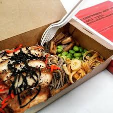 10 Healthy Food Delivery Services That Make It Easier For The Busy Peeps To Stay Fit Quick Healthy Meals Healthy Recipes Healthy Food Delivery