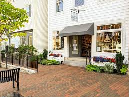 The history separates water street kitchen and bar from other restaurants, as well as the view of the sheepscot river, which colburn said speaks for the sculptures create a boundary between the bar and lounge area and the dining area. The 10 Best Things To Do Near Water Street Kitchen Bar Wiscasset Tripadvisor