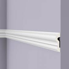 Using the 1×3 to trace out the line is an easy and more practical solution to tracing a straight line for the piece of moulding. Chair Rail Z13 Polyurethane 40 M Arstyl