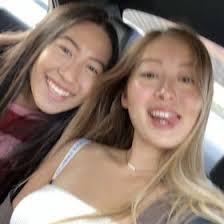 Rachel Hileman's Instagram, Twitter & Facebook