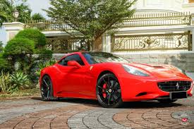 Ferrari has launched an online configurator for its california t, allowing car fans to build their ideal version of the convertible supercar down to the last detail. Ferrari California Vossen Forged Precision Series Vps 301 Vossen Wheels