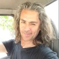 200+ perfiles de «Oros»