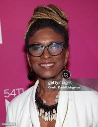 Iona Jackson's Instagram, Twitter & Facebook