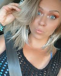 Sarah Lamay's Instagram, Twitter & Facebook