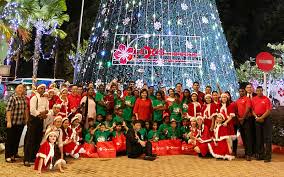 Kewujudan kaum dan agama yang berbilang menyebabkan wujudnya pelbagai budaya dan perayaan di malaysia. Lexis Hibiscus Rai Kanak Kanak Yatim Sempena Krismas Free Malaysia Today Fmt