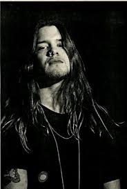 On 21 october 1995, his band member (sound engineer) lyle eaves, found him unresponsive in the tour bus, and he was declared dead, with the reason cited as heart attack from cocaine overdose. Pin On Music I Love