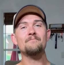 It's all about the eyebrows