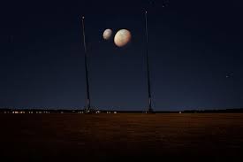 Video viral both tele, pastinya tidak turunnya warganet untuk terus. Two Moons Over Dubai Viral Mystery Solved As Promotional Stunt For Uae Mars Mission Weird News Express Co Uk