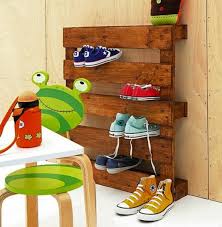 Schuhregal platzsparend diy schuhaufbewahrung schuhe organisation möbel bauen haushalt. Schuhregal Selber Bauen 30 Pfiffige Diy Ideen Fur Sie