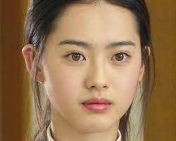 25.11.2018 · go ara was born with gorgeous light hazel eyes, which is quite rare for koreans. Go Ara S Eye Color Is Starting To Get Darker Compared To The Past Pannatic