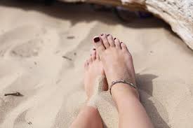 The usual concerns of most parents are how long their child will outgrow a pair of shoes. Why Do Women S Feet Get Bigger As They Age Walkrite Foot Clinic
