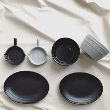 セリア で見つけた おしゃれインスタグラマー愛用モノトーングッズ folk 食器 100均 おしゃれな雑貨