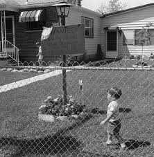 Suits Claim Love Canal Still Oozing 35 Years Later Love Canal Canal Canals