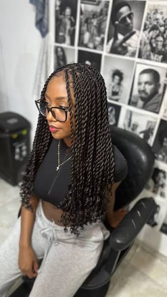 Medium Senegalese Twist Braids