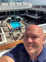 When we book using a travel agent do we get special discounts or anything?  Or is it the same as booking