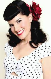 rockabilly frisur 50er style halblang rockabilly frisur stilvolle frisuren medium haare