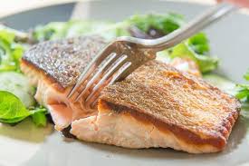 Pan Seared Salmon With Crispy Skin Salmon Salmonrecipe Seafood Quickmeals In 2020 Salmon Recipes Pan Seared Pan Seared Salmon Seared Salmon