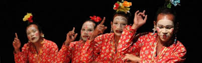 Saudati merupakan tarian yang berasal dari daerah…. 5 Tarian Tradisional Daerah Jawa Barat Tokopedia Blog