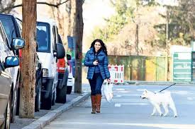 Băiatul lui tata este frumos, e bine, plânge mult, a declarat mircea radu pentru tvr. Raluca Olaru Mircea Radu Unica Ro