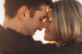 Mila Lowe's Instagram, Twitter & Facebook