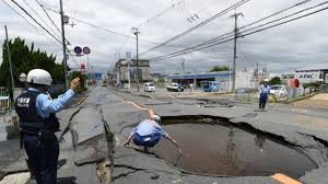 Kumpulan berita gempa jepang terbaru hari ini. Gempa 6 Sr Guncang Osaka Jepang Diprediksi Akan Terjadi Lagi Gempa Berkekuatan 7 5 Sr Youtube