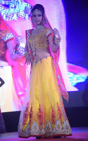 28 Models On The Ramp Displaying Anurag Jaiswal S Student Hair And Makeup Work Dsc 5100 Indian Today Online X/yfemale hairstyle guide super detailed (imgur.com). indian today online