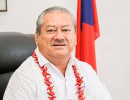 Papalii-Niko-Lee-Hang