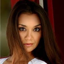 Danielle Spear's Instagram, Twitter & Facebook