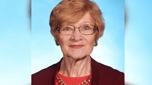 CNY Central Anchor Laura Hand announces retirement from career that spans 5  decades