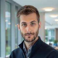 100+ perfiles de «Marco Conde»