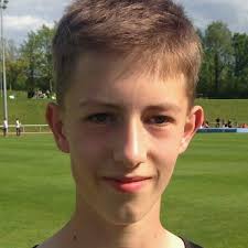 Manuel David räumt bei Leichtahletik-OWL-Meisterschaften ab