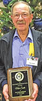 Students lend help during holidays