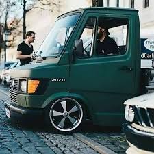 Pin By Gru On Automobili Gru Mercedes Car Benz Car Mercedes Truck