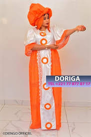 Bazin deux tons model bazin femme 2019 : Pin By Sokhna On Senegalaise Traditional African Clothing African Clothing African Fashion