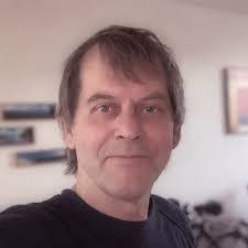 Sean Macarthur's Instagram, Twitter & Facebook