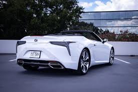 Model ini sangat laris dipasar, sehingga masih diproduksi sampai dengan saat ini. 5 Best Features Of The 2021 Lexus Lc 500 Convertible Carbuzz