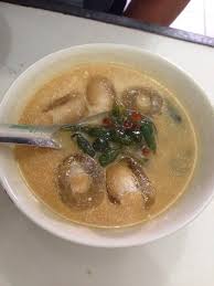 Galantin ini akan berbentuk bulat, setelah disiram dengan kuah panas maka akan terbuka layaknya bunga atau. Nih Selat Solo Daging Cacah Picture Of Vien S Selat Segar Sup Matahari Solo Tripadvisor