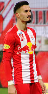 Best ⭐red bull salzburg vs lask linz⭐ tips and odds guaranteed.️ read full match preview of this tipico bundesliga game. Datei Fc Red Bull Salzburg Gegen Lask Cup Halbfinale 56 Jpg Wikipedia