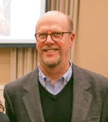 Lake Forest Symphony executive director to leave in March