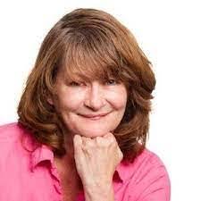 Joanne Reeder's Instagram, Twitter & Facebook