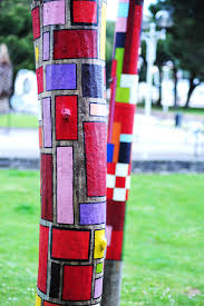 Expo Dans Les Espaces Verts De Royan Natur Handwerk Bemalte Stocke Kunst Auf Holz