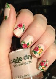 Descubre una nueva dimension en uñas decoradas con estilo geometrico las mejores ideas y consejos en estilo geométrico leer.uñas decoradas con caras. 50 Disenos De Unas Con Flores Belleza De Mujeres