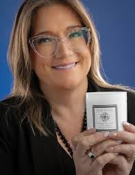 Chris Belin's Instagram, Twitter & Facebook