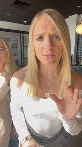 Laura Parman's Instagram, Twitter & Facebook