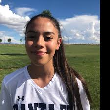 Laisha Diaz's High School Bio