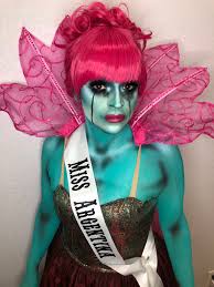 Miss argentina became one of the netherworld's receptionists when she committed suicide. Jenny On Twitter Since I Completely Forgot To Share Her Here Here Was My Main Event This Year For Halloween Miss Argentina From Timburtonsbrain Beetlejuice One Of My Most Favorite Movies Of