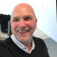 4 "Hall Ola" profiles