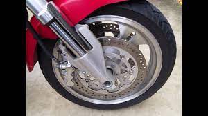 Motorcycle Front Brake Problems Quick Tip Read Description To See What My Problem Really Was Youtube